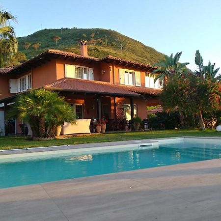B&B Villa Di Giorgi Чефалу Екстериор снимка