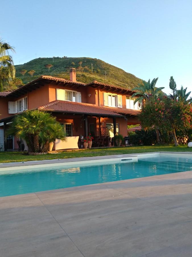 B&B Villa Di Giorgi Чефалу Екстериор снимка