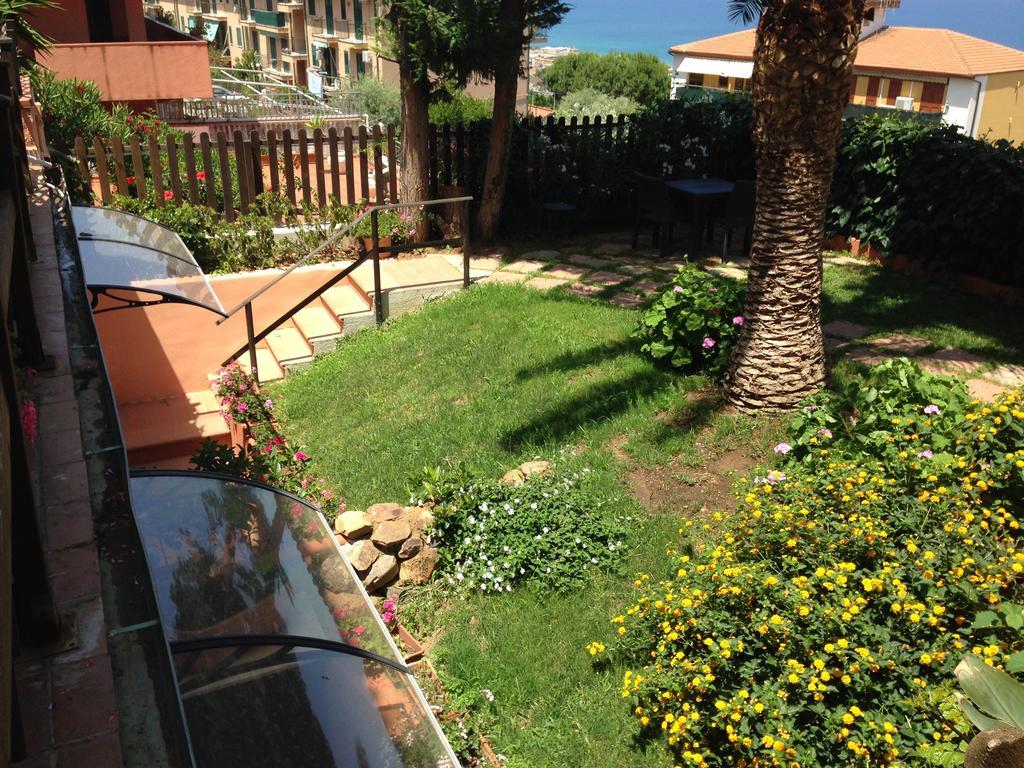 B&B Villa Di Giorgi Чефалу Стая снимка