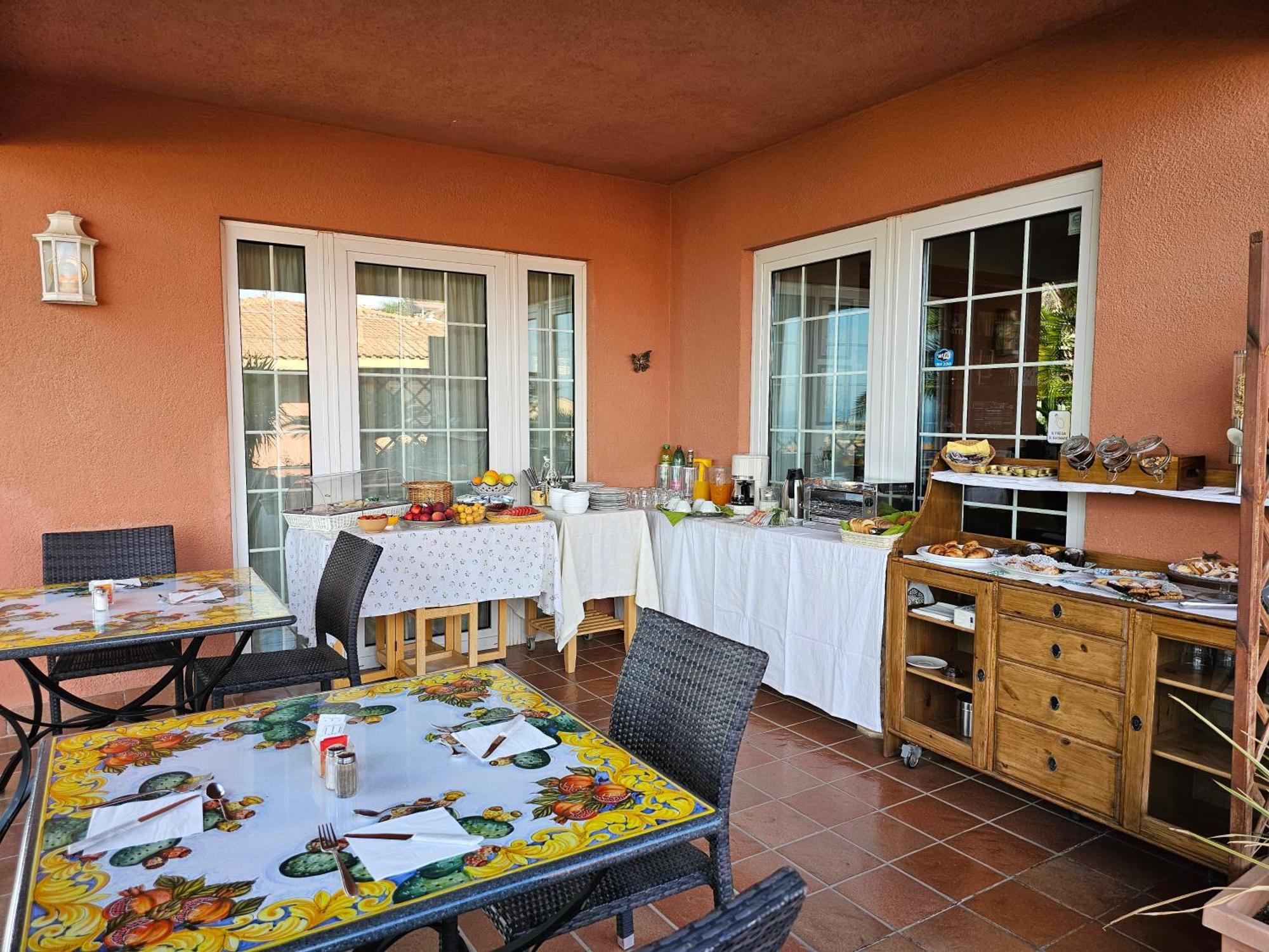 B&B Villa Di Giorgi Чефалу Екстериор снимка