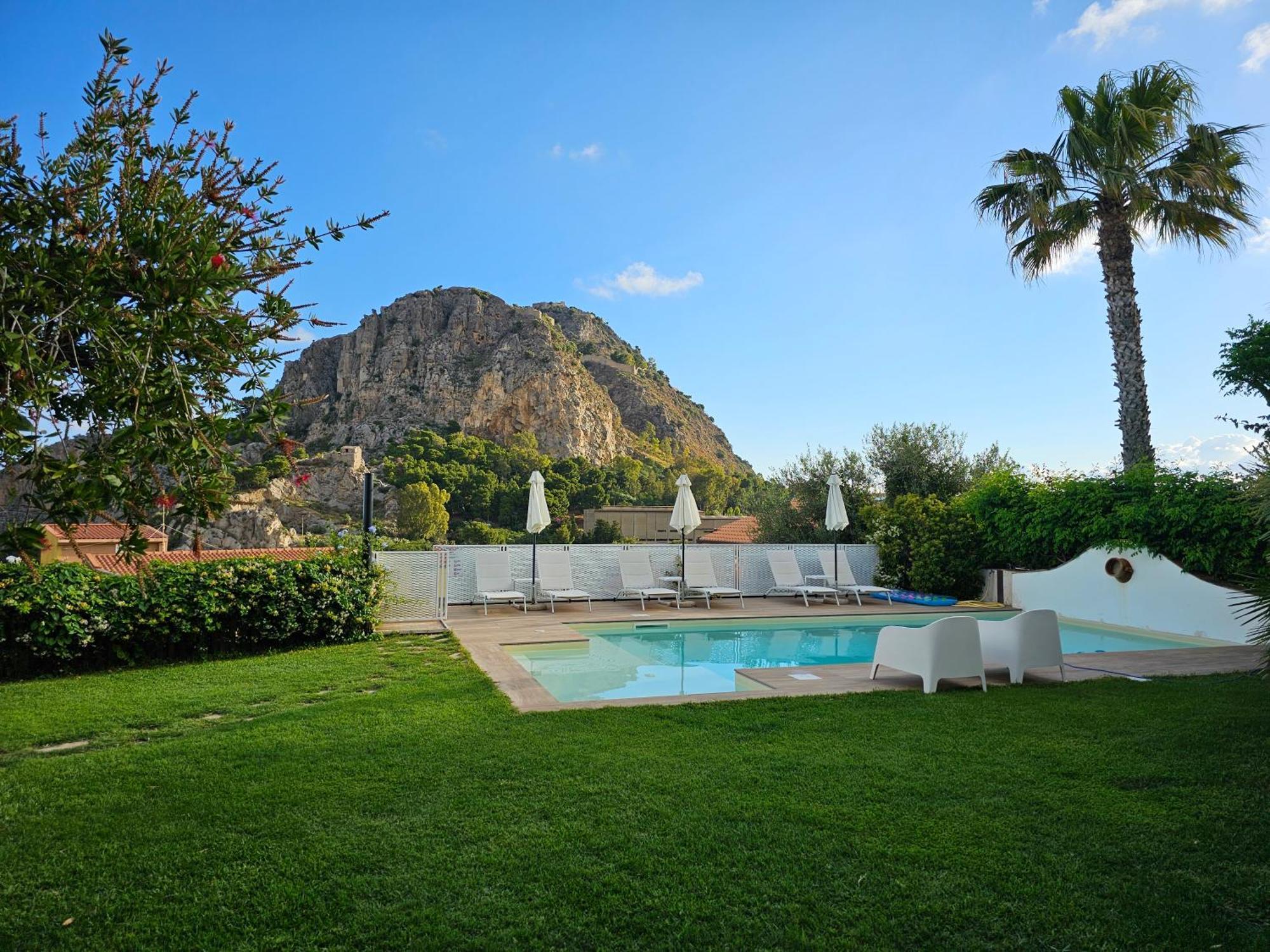 B&B Villa Di Giorgi Чефалу Екстериор снимка