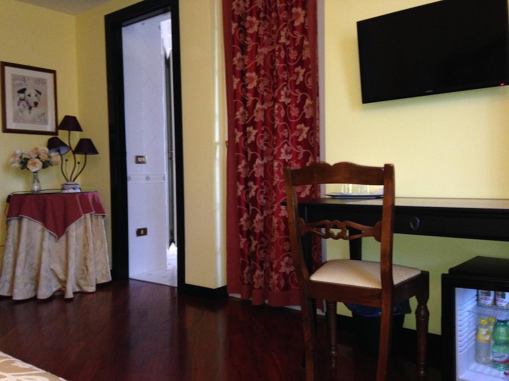 B&B Villa Di Giorgi Чефалу Стая снимка