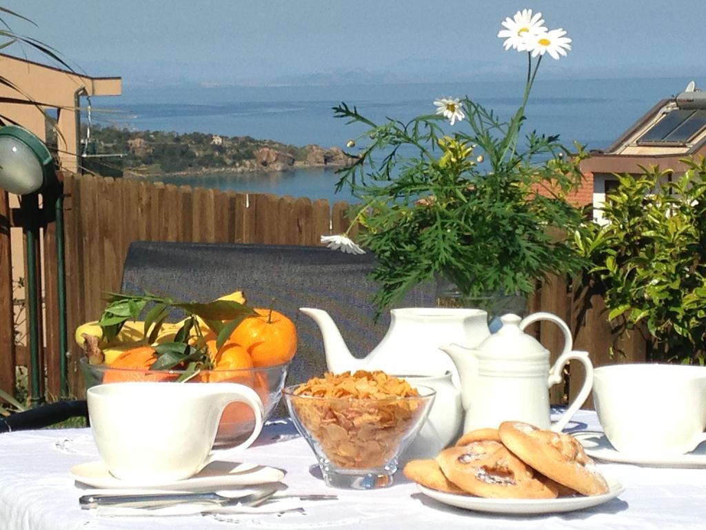 B&B Villa Di Giorgi Чефалу Стая снимка