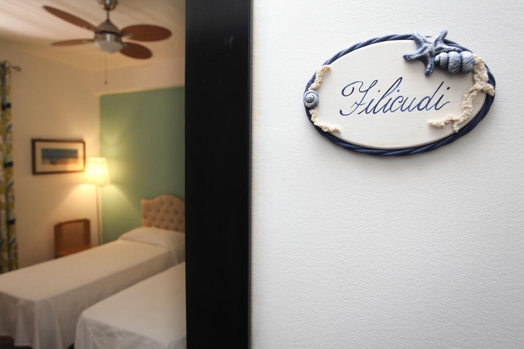B&B Villa Di Giorgi Чефалу Екстериор снимка
