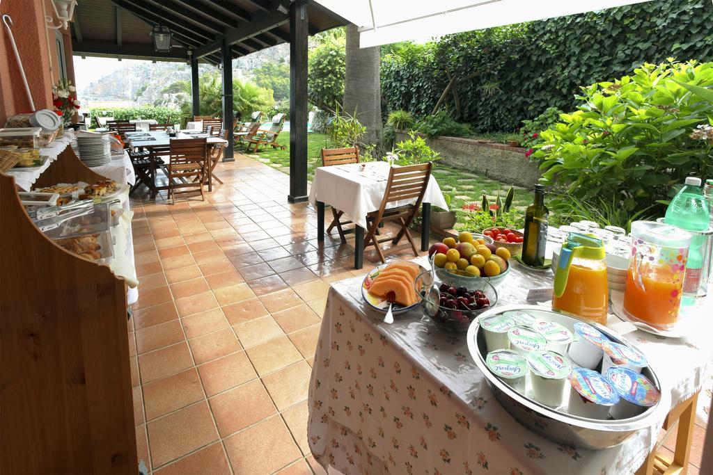 B&B Villa Di Giorgi Чефалу Екстериор снимка